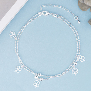 Pulsera con personalidad de moda para mujer, brazalete de <span class=keywords><strong>trébol</strong></span> de cuatro hojas, temperamento creativo, joyería de mano - Product Image 4