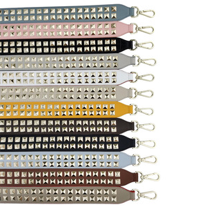 <span class=keywords><strong>Sangle</strong></span> de sac de style gothique punk cloutée, large et robuste en cuir, avec double rangée de rivets pyramidaux, remplacement pour sacs à main - Product Image 3