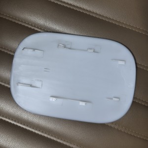 Plaque de couverture de réservoir de carburant Chevrolet 84228129 en plastique nylon pour Terrain - Product Image 4