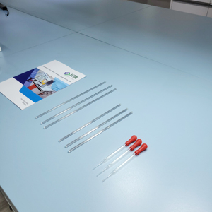 Fabricante profesional Pipetas cuentagotas de vidrio con caucho amarillo Cristalería de laboratorio Pipeta Pasteur - Product Image 6