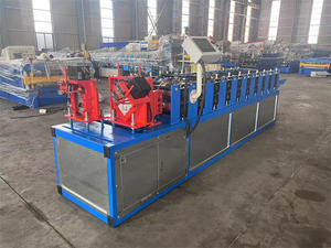 Alto rendimiento U C Estándar Quilla de acero ligero Techo suspendido Nivelación Especial Máquina formadora de rollos de quilla de acero ligero - Product Image 3