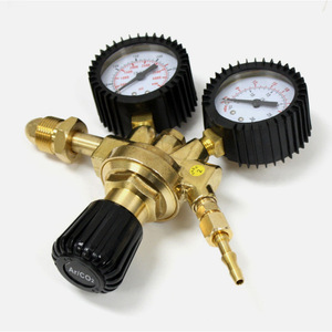 เกจวัดแรงดันแก๊สเชื่อมอาร์กอน CO2 ยี่ห้อ WQ รุ่น 2.525Mpa แบบสองขั้นตอน สำหรับใช้กับ CO2 และไนโตรเจน - Product Image 2