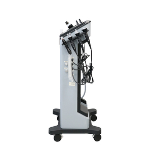 Appareil professionnel 10-en-1 de microdermabrasion, nettoyage de la peau, jet d'oxygène facial, peeling aquatique et hydrofacial pour usage commercial (y compris pour les lèvres) - Product Image 4