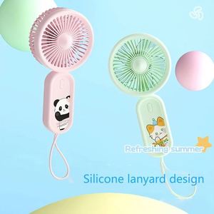 Mini Ventilador Portátil de Escritorio con Carga USB, Diseño de Dibujos Animados, con Cordón para Colgar - Product Image 1