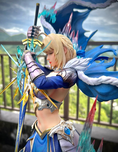 Statue en résine GK Fate Saber Artoria <span class=keywords><strong>Pendragon</strong></span>, peinte à la main sur mesure, avec épée Excalibur, modèle de collection d'anime - Product Image 1