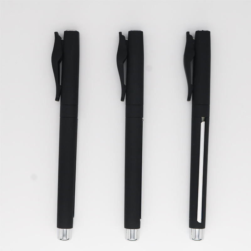 ใส่ปลอกปากกาแบบกลาง 4