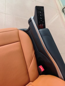 Asiento de coche de lujo Vip eléctrico modificado para Ford Tourneo personalizado, asientos aerodinámicos, sillas de capitán, Interior, 2 uds., 2017 - Product Image 5