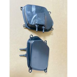 Cubierta del motor BMW N20 con depósito de aceite y válvula de retención para las series 1, 3, 5, X1, X3, 320, 520, 525. - Product Image 1