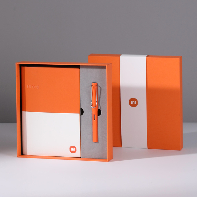 Smart Products Gift Set A5 Leather Notebook with Pen Business Work Luxury Business NFC Chip Notebook Customized Logo Notebook