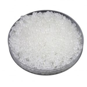 El LLDPE de alta calidad garantiza una calidad estable del producto y gránulos de plástico LLDPE de alta pureza - Product Image 1
