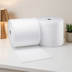 Rouleau de rembourrage flexible en EPE à épaisseur constante pour la protection des produits fragiles - Product Image 1