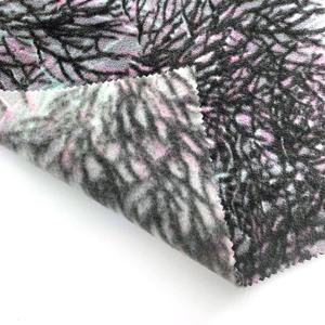 Nouveau design imperméable <span class=keywords><strong>imprimé</strong></span> personnalisé <span class=keywords><strong>tissu</strong></span> <span class=keywords><strong>polaire</strong></span> <span class=keywords><strong>pas</strong></span> <span class=keywords><strong>cher</strong></span> pour manteau extérieur hommes - Product Image 1