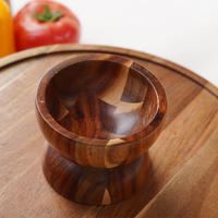 Support à gâteau multifonctionnel réglable et résistant à la chaleur avec couvercle en acrylique et base en bois d'acacia, idéal pour les fêtes (vente en gros)