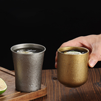 Tasse en acier inoxydable à double paroi de conception classique pour le café, la bière, le jus, le vin, les restaurants, le camping, les cadeaux, les mugs