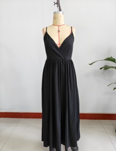 Abiti Casual all'Ingrosso 2026, Vestito Lungo Elegante da Donna Europeo e Americano con Scollo a V, Schiena Scoperta, Spalline Sottili e Tasche Laterali - Product Image 5