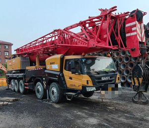 SANY STC1100T 110TON Grúa de camión móvil usada con motor de caja de cambios de marca Weichai Cojinete de bomba de motor incluido Buen Estado - Product Image 1