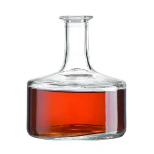 Penjualan langsung pabrikan botol kaca transparan Unik dekorasi botol penyebar kaca parfum