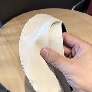 Casquette d'hiver à la mode pour femmes casquette de béret en cuir PU solide chapeau de béret noir français chapeau de peintre - Product Image 3