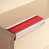 Moderne Aluminiumlegierung & PVC-Streifen Langlebige Sicherheitskantenleiste für Innen-/Außentreppen