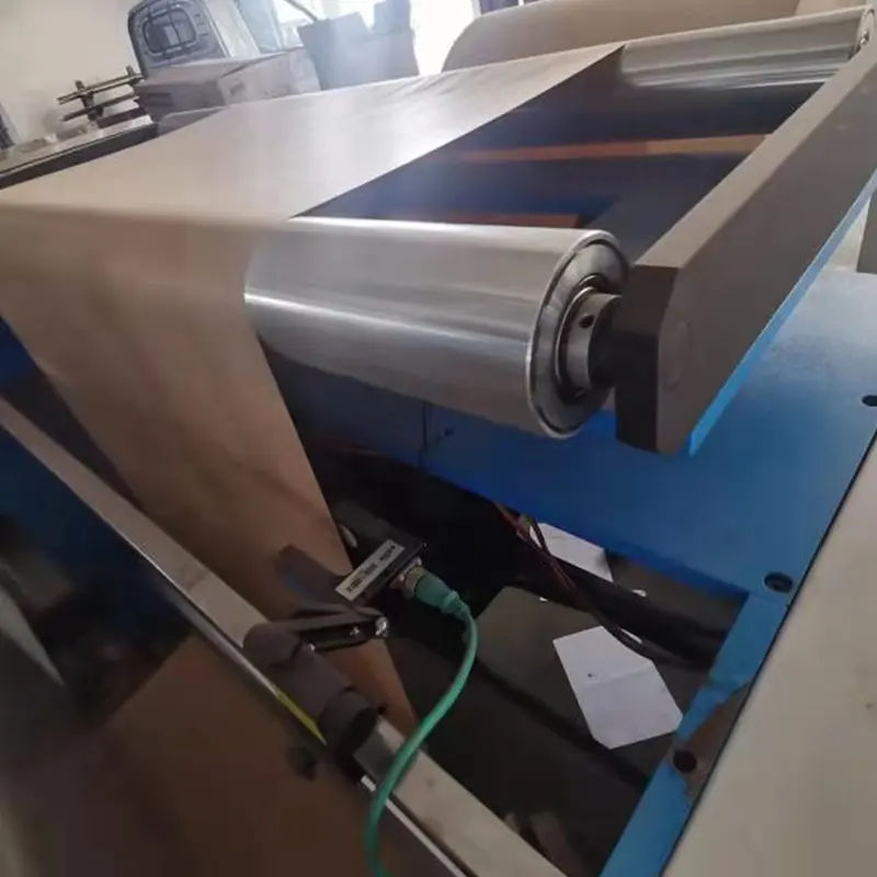 Machine à rainurer les sacs en papier machines entièrement automatiques de seconde main pour la fabrication de sacs en papier