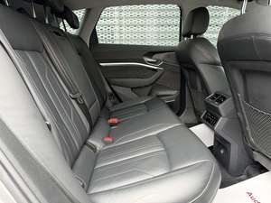 <span class=keywords><strong>Audi</strong></span> E-tron (Import) 2019 55 Quattro Édition Technologie - Product Image 4