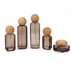 Luxe Lotion Pomp <span class=keywords><strong>Spray</strong></span> Fles Emulsie Gezicht Huidverzorging Moisturizer Serum Olie Lichaam Toner Glas Zonnebank Olie Fles Met Houten Dop - Product Image 3