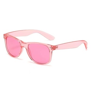 Gafas de <span class=keywords><strong>Sol</strong></span> Unisex de Lujo con Protección UV400 para el Black Friday, Gafas Transparentes de Color Caramelo, Gafas de <span class=keywords><strong>Sol</strong></span> Promocionales de Marca Privada - Product Image 6