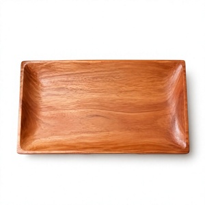 Plateau de rangement en bois rectangulaire verni, design moderne et luxueux, compartiment unique, compatible lave-vaisselle, multifonctionnel pour une utilisation sur table - Product Image 1