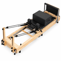 Reformer Pilates pliable en bois d’érable avec pieds réglables Machine de fitness professionnelle pour studio et maison