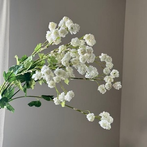 Flores Artificiales de Lúpulo de Alta Calidad, Flores de Lúpulo Blancas Artificiales para Decoración del Hogar y Bodas - Product Image 1