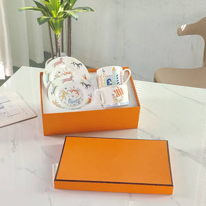 Tasse à café en porcelaine fine de luxe de haute qualité, tasse à thé en céramique avec ligne dorée, ensembles de tasses à thé et soucoupes modernes pour mariage - Product Image 2