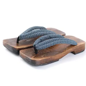 New flat-heeled burnt tung wood men's slippers health wood sandals