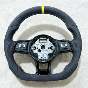 Volante in Pelle e Alcantara Aggiornato per VW Golf 5, Golf 6, Golf 7, 7.5 MK6/MK7/MK8, Jetta, Passat B8, Polo, Tiguan, GTI, GTE, R - Product Image 2