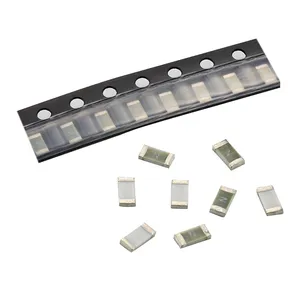 נתיך SMD פועל מהיר 1206 סדרה 250mA 6A 32V נתיקי הר משטח 1206 סוג 24V 32V 63V 72V 125V SMD נתיך