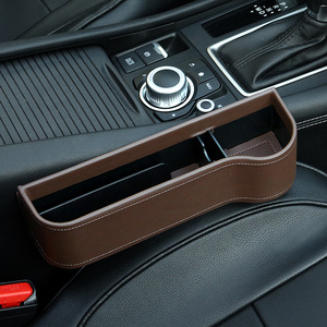 Accessori Auto Personalizzati, Gadget per Auto, Organizzatore in Pelle su Misura per Fessure del Sedile Auto - Product Image 6