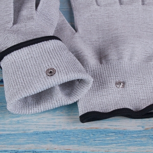 Guanti schermati EMF per massaggio elettrico in fibra d'argento - Product Image 5