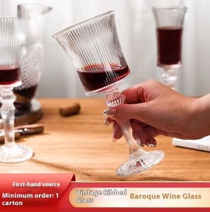 Copas de Vino de Cristal de Champán de Lujo Personalizadas, Estilo Barroco Campestre, Sostenibles, Capacidad de 140-250 ml, Tallo Largo, para Fiestas - Product Image 1