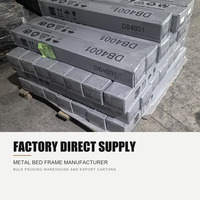 Cadre de lit industriel prêt à l'exportation avec tête de lit en bois veiné, étagère et panneau capitonné pour importateurs de meubles et acheteurs de conteneurs