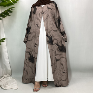 Abaya Kimono Ouverte Imprimée Élégante avec Poches et Boutons sur le Devant - Robe Islamique Décontractée Ample et Modeste pour Femmes Musulmanes (1498) - Product Image 4
