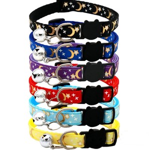 Fornitori di animali da compagnia Kingtale con stelle riflettenti morbide regolabili collari per gatti staccati con campane - Product Image 1