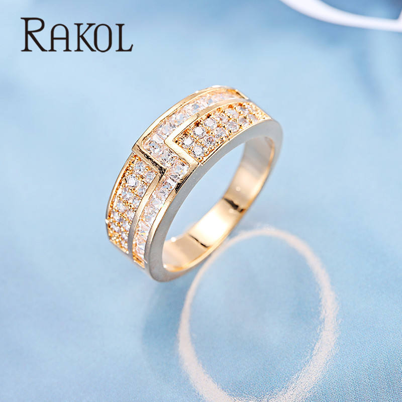 สีทองแชมเปญ