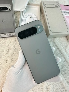 Goog Pixel 9 Pro XL มือสอง สภาพดีเยี่ยม แบตเตอรี่ 5060mAh หน้าจอ OLED 6.8 นิ้ว ปลดล็อคแล้ว รองรับ 5G - Product Image 1