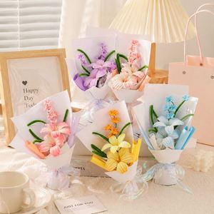 ชุดอุปกรณ์ทำดอกลิลลี่ DIY ยอดนิยม ใช้ท่อทำความสะอาดและก้านเชนิลล์ สำหรับทำช่อดอกไม้แฮนด์เมด - Product Image 1