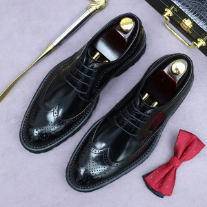 Zapatos profesionales de negocios con punta en pico, de cuero genuino, hechos a mano, de lujo informal y de nuevo estilo. - Product Image 6
