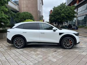 Zeekr 7X admite las funciones <span class=keywords><strong>de</strong></span> navegación urbana y conducción asistida, que son amadas por muchas personas. - Product Image 4