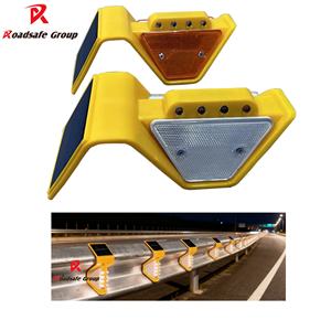 แผ่นสะท้อนแสงรูปสี่เหลี่ยมคางหมูสำหรับราวกั้นถนนพลังงานแสงอาทิตย์ ขนาด 95*95*260 มม. สีเหลือง สำหรับทางหลวง - Product Image 2