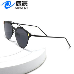 Lunettes de soleil unisexes sans monture en métal, verres PC UV400, couleur or, mode, protection solaire pour la conduite, voyages en plein air - Product Image 3