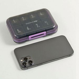 Pastillero Semanal de Lujo Personalizable con 8 Compartimentos, Libre de BPA, Organizador de Viaje Práctico, Estuche Portátil de Material PP - Product Image 4