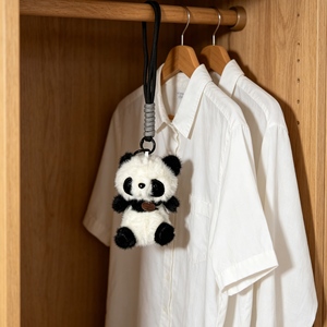 Diffuseur de parfum pour voiture en peluche panda personnalisé avec logo C&H, pour cadeau promotionnel - Product Image 3