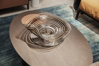 Handgeblazen rokerige bruine golfvormige schaal van glas, fruitkom met spiraalvormige lagen, decoratieve glazen schaal, tafeldecoratie, centerpiece voor thuis